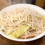 ラーメン凛 - しょうゆラーメン1000円麺少なめ