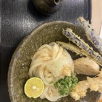 うどんと日本酒 つるん、 - 