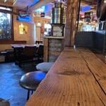 ストーブス - 店内