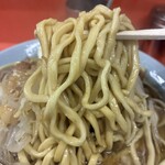 ラーメン富士丸 - 麺リフト