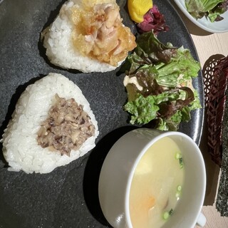 おむすびCafe TABIMUSUBI_1