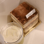 ルポ バイ パティスリーイーズ - 