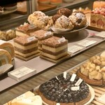 ルポ バイ パティスリーイーズ - 