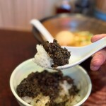 瞠 - らーめん　1050円　＋　黒いドライカレー　400円
