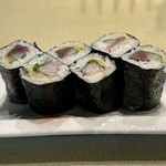 スシダイニング ジン - 〆さばガリ巻き　680円