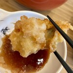 そば処とんぼ - たった一個の貴重な牡蠣の天ぷら！笑