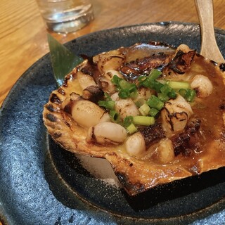 居酒屋 源氏 - 料理写真:イカげそ肝バター