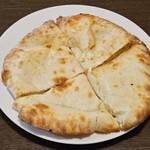 ナマステネパール - チーズナン