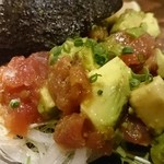 清瀬ダイニング - マグロとアボカドのポキ