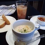 関川テラス - ポタージュスープ、ダイコンのラザニア、グアバ＆アップル