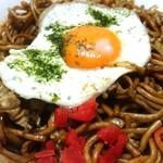 あつあつ亭 - あつあつ亭 横手焼きそば 持ち帰ってお皿に盛りつけてみました♪ fromグリーンロール