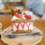 ソーグッドコーヒー&ベイク - 苺のミルフィーユ（1,100円税込）
