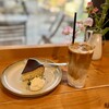 ピースバイピースコーヒー - マサラチャイのチーズケーキ&アイスカプチーノ