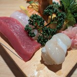 大船鮨 - れんげつ（にぎり大）、楊枝を置いてみました笑