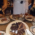 Peter Luger Steak House Brooklyn, NY - これはSteak for five
