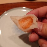 伯雲 - 佐賀県産の淡雪の苺大福