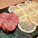 すすきの焼肉きらく - 
