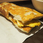 阜杭豆漿 - ３８TWD『厚餅夾蛋（卵焼き入り厚焼き餅）JPY約１５０えん』2015.1