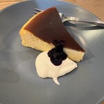 珈琲 つぐまる工作所 - ベイクドチーズケーキ