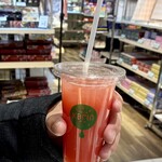 果汁工房 果琳 - ドリンク写真:搾りたてグレープフルーツ(M)　496円