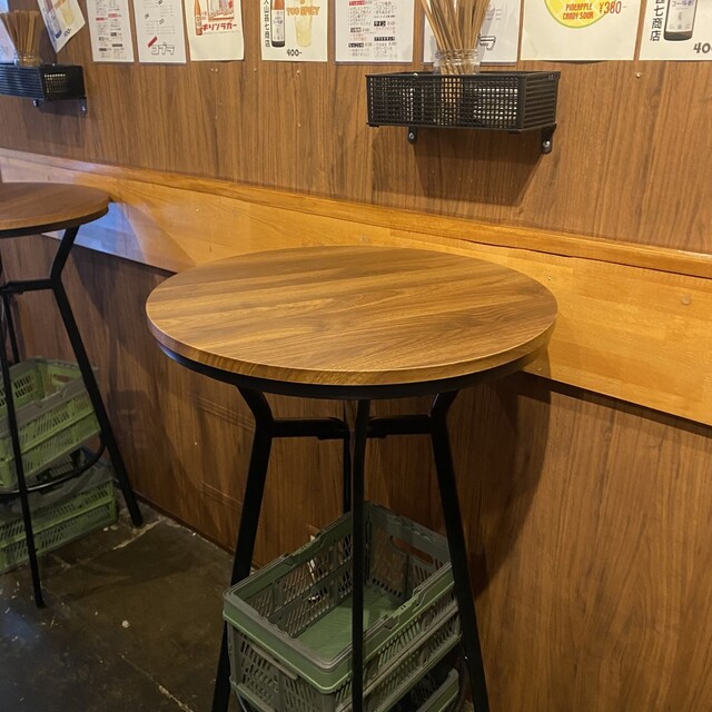 座席 : 立呑み食堂コブラ （【旧店名】酒屋 蛇足） - 三軒茶屋/居酒屋