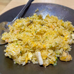 川越鮪魚酒場 - 海鮮チャーハン（935円）