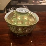 すぱいす暮らし - ロロンカボチャのすぱいすスープ 脱衣前。
ウツワもイイでせう？