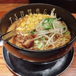 つなぎ -  味噌らぁ麺1,000円、コーン150円