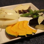 焼肉ビストロ168（イロハ） - 野菜おまかせ5種盛り
      