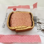 銀座文明堂 - 料理写真:カステラ巻 いちご