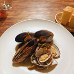エビスエスクラッシコ - アサリとムール貝