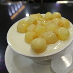 海記合桃坊甜品 - 蓮子燉鮮奶