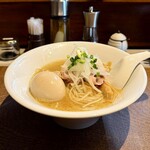 츠쿠바라멘 오니모노가타리 - 닭고기와 물(진한 맛) 계란 추가