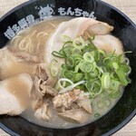 博多とんこつ もんちゃん - 