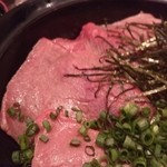 肉バル SHOUTAIAN - 和牛炙り鉄火丼