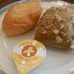 ル・トリアノン - パンは二種　追加OK