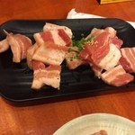 Shichirin Yakiniku Anan - 厚切り豚バラ2人前