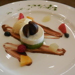 ル・トリアノン - 抹茶とホワイトチョコレートのムース