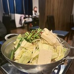 本格焼肉・もつ鍋 肉衛門 - 