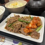松屋 - 料理写真:★カルビ増量フェアプルコギ定食¥890❗️ 