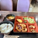 梨花 - 760円の日替わりランチ！