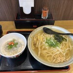 鳴門うどん - 料理写真: