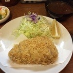 丸五 - ロースカツ定食
      1,850円