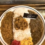 CURRY SHOP くじら - 