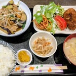 くいもんや満月