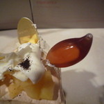 ウェスティン デリ - スポイトに入ったメープルシロップつき