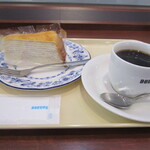 ドトールコーヒーショップ - 料理写真:ケーキと珈琲