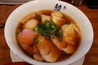麺や 維新 - 特醤油らぁ麺　950円