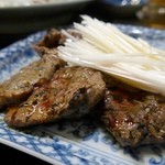 大衆料理　川治 - 鯨ステーキ