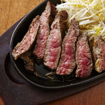 牛タンバル ぶりあん  - 柔らかリブロースステーキはお肉の中のファーストレディ